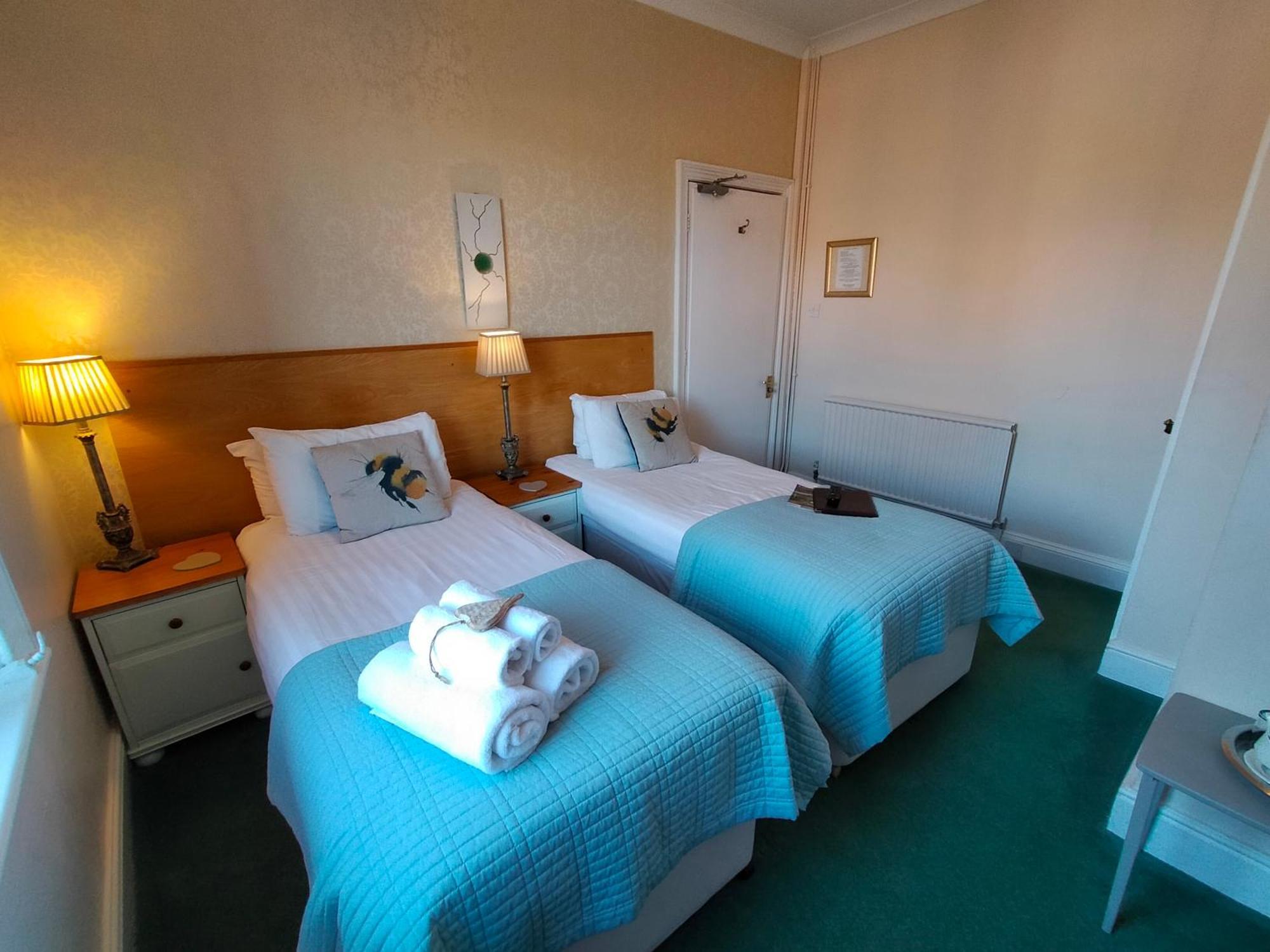 Arden House Hotel Харогейт Екстериор снимка