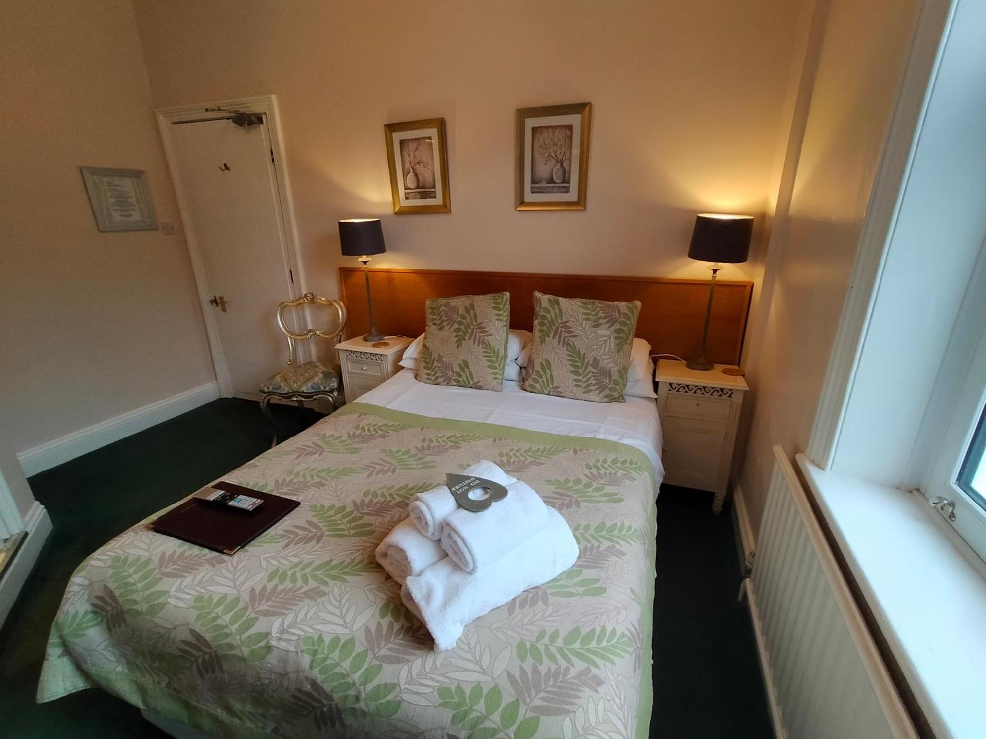 Arden House Hotel Харогейт Екстериор снимка