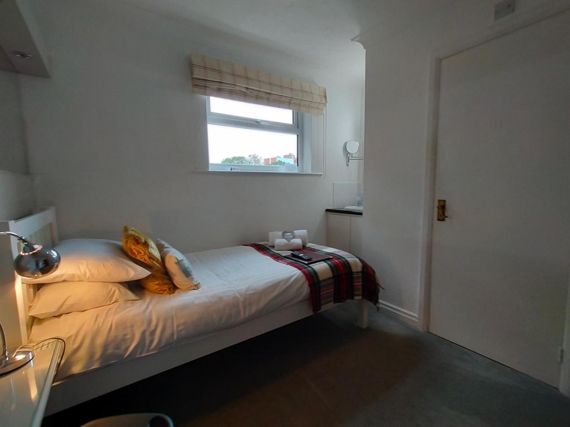 Arden House Hotel Харогейт Екстериор снимка
