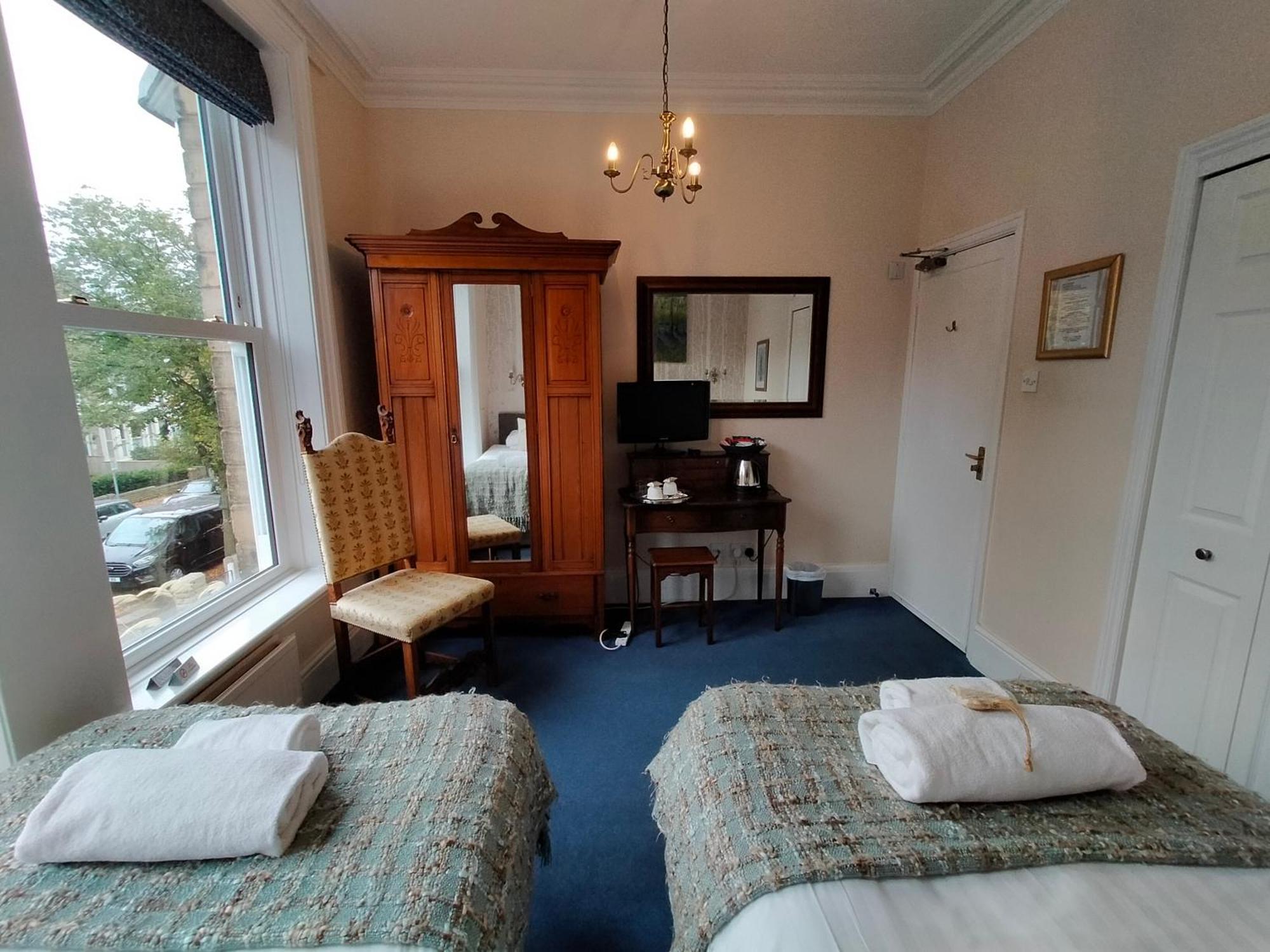 Arden House Hotel Харогейт Екстериор снимка