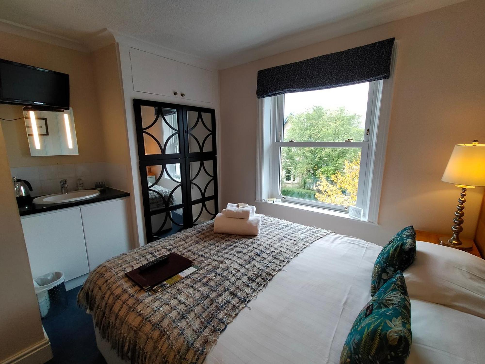 Arden House Hotel Харогейт Екстериор снимка