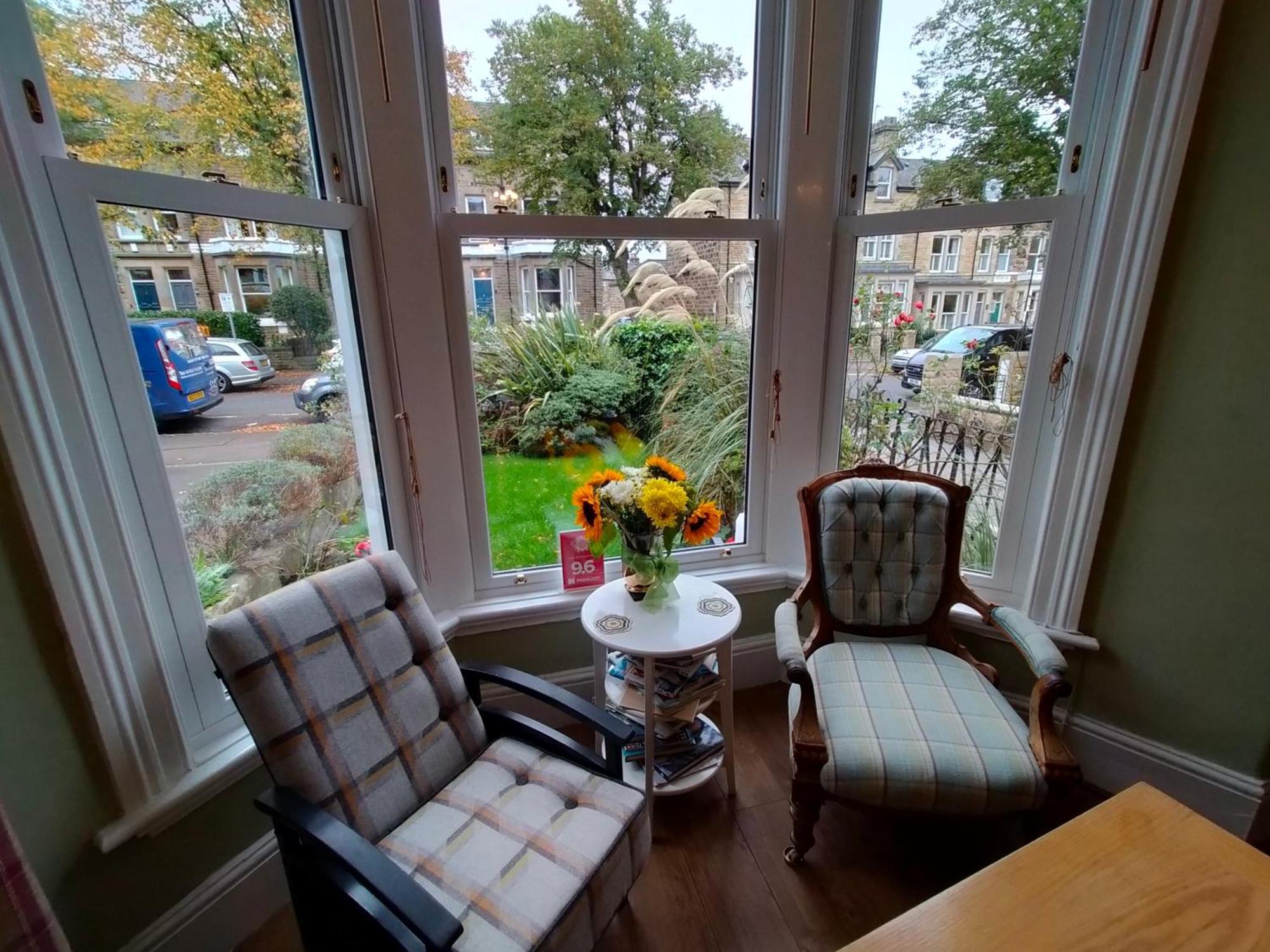 Arden House Hotel Харогейт Екстериор снимка