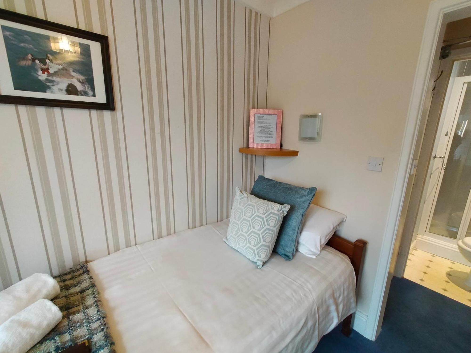 Arden House Hotel Харогейт Екстериор снимка